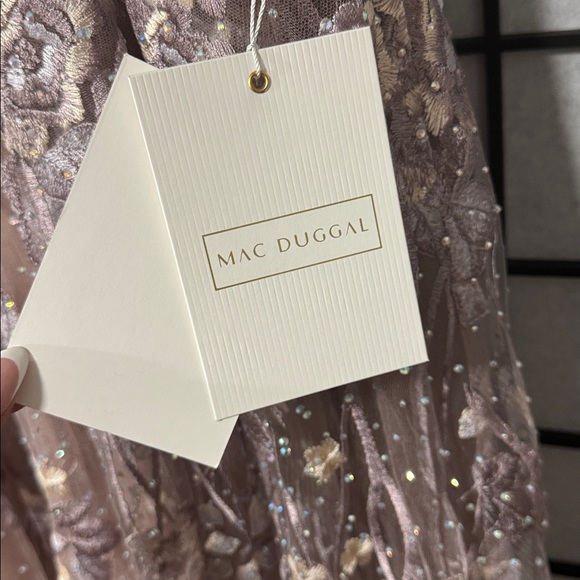 ✨ Mac Duggal size 18 Beaded & Floral-Embroidered Gown ✨ - Picture 7 of 15